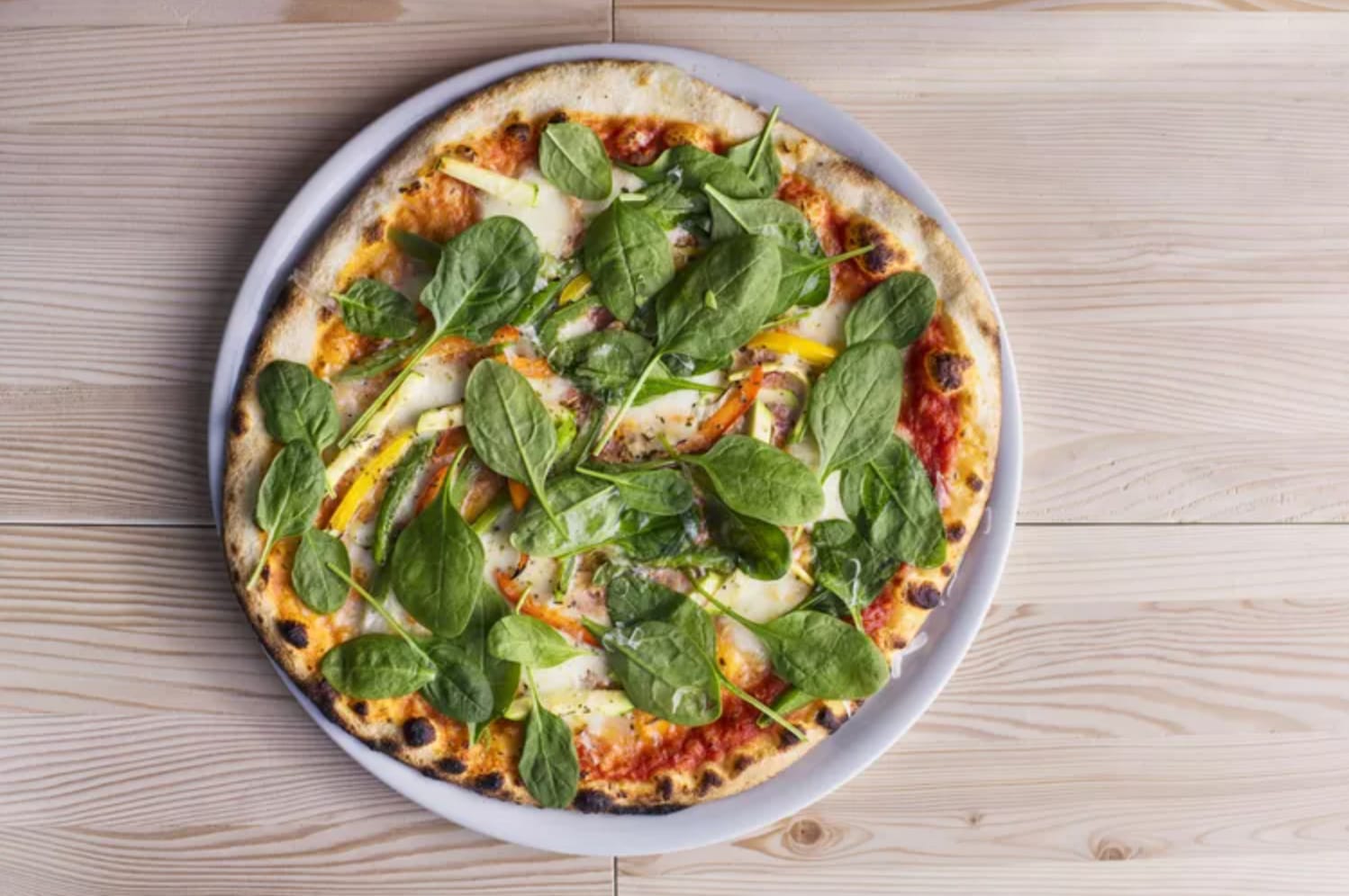 Edwardo’s Special pizza paired with local wines